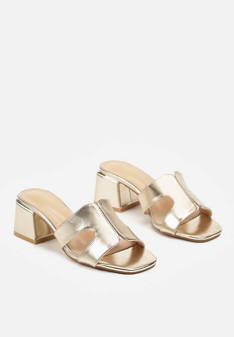 Złote Wsuwane Klapki z Ekoskóry na Słupku Qlina