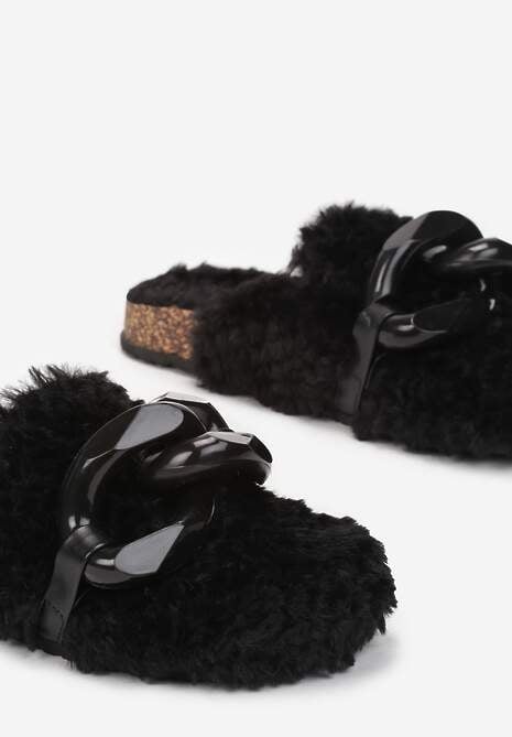 Czarne Kapcie Helliche