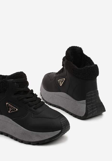 Czarne Sneakersy Śniegowce Vices na Platformie Ozdobione Trójkątną Aplikacją Ficebia