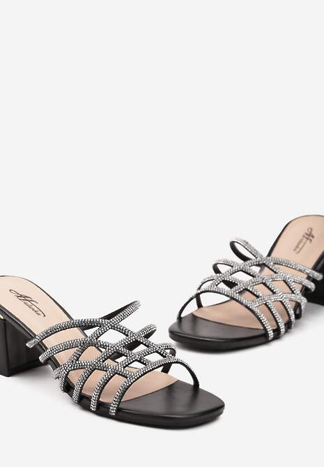 Czarne Klapki na Obcasie z Cyrkoniami na Paskach Niamtia