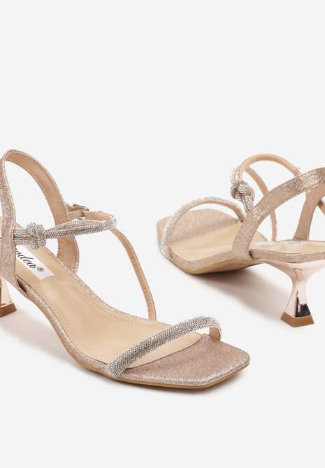 Szampańskie Sandały na Ozdobnym Obcasie z Cyrkoniami na Paseczkach Emkio