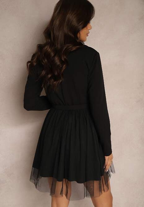 Czarna Sukienka z Kopertowym Dekoltem i Tiulowym Dołem z Paskiem Kailana