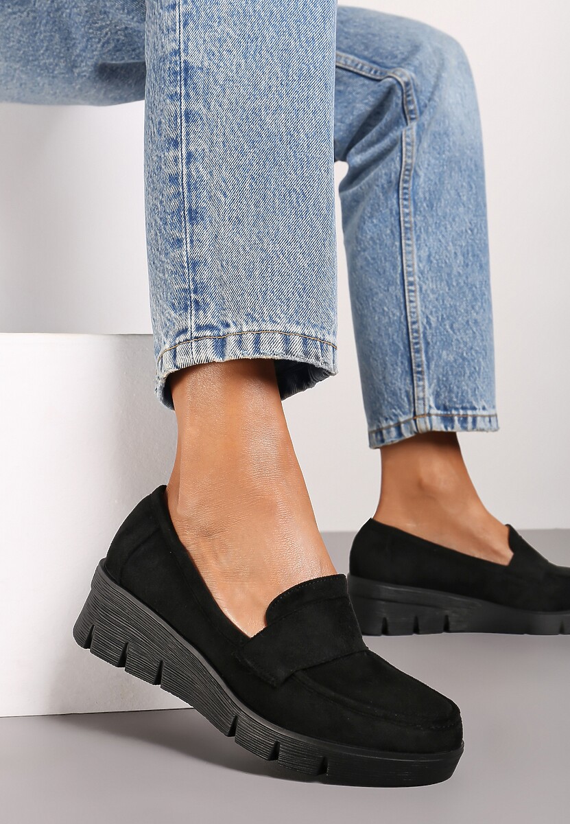 Beżowe Półbuty Mokasyny na Koturnie z Wkładką ze Skóry Naturalnej Ozdobione Paskiem Zorvia