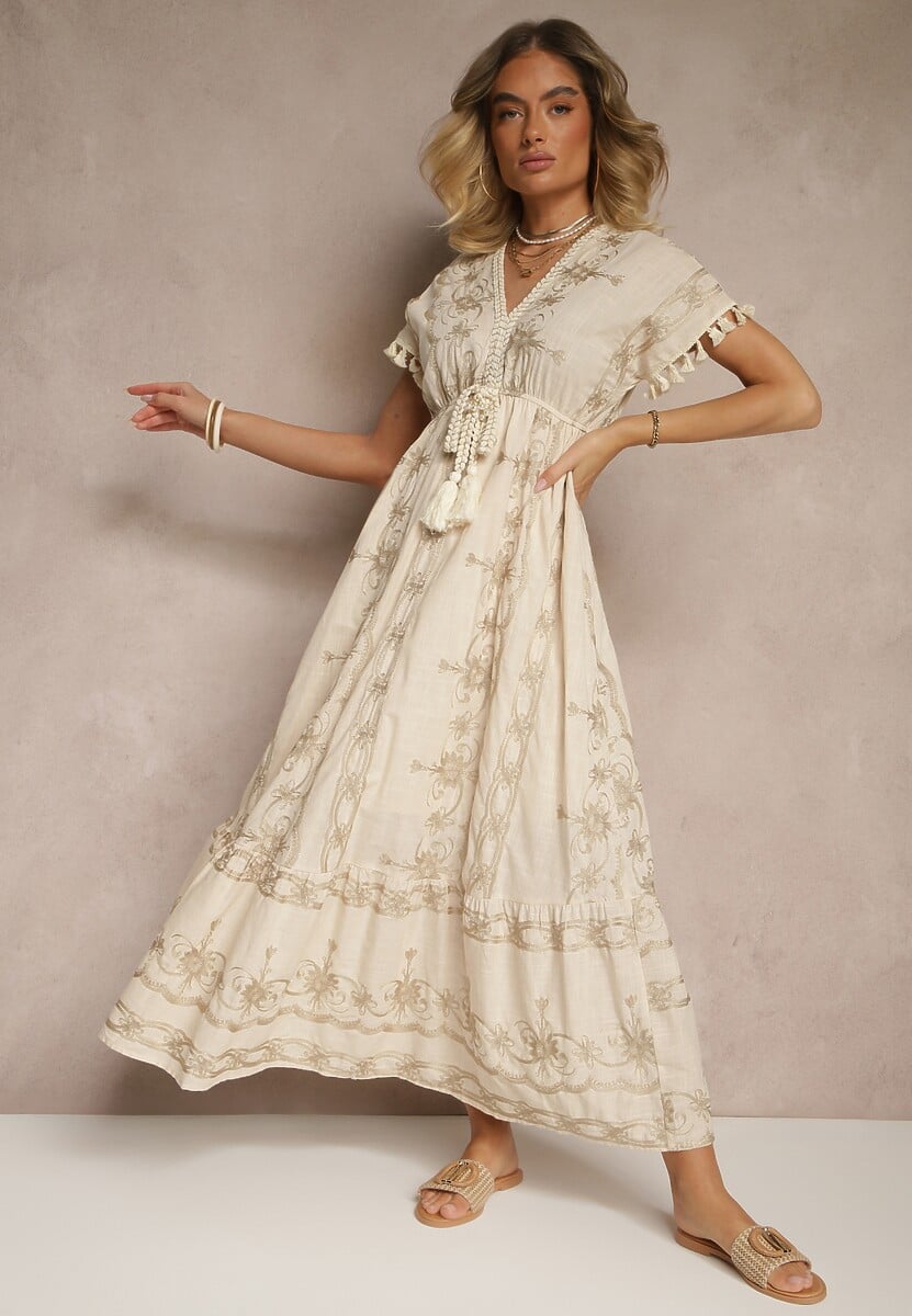 Biała Rozkloszowana Sukienka Boho z Bawełny z Chwostami Haftami i Metaliczną Nicią Divirna
