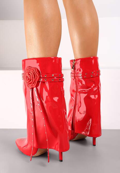 Czerwone Lakierowane Botki z Cholewką Imitującą Nogawkę na Szpilce z Ozdobnym Kwiatkiem Lotiala