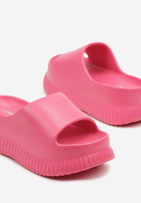 Fuksjowe Klapki z Pianki na Tłoczonej Platformie Hasalle