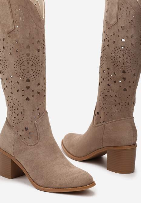 Ciemnobeżowe Ażurowe Kozaki w Stylu Boho na Słupku z Wkładką z Naturalnej Skóry Idracasa