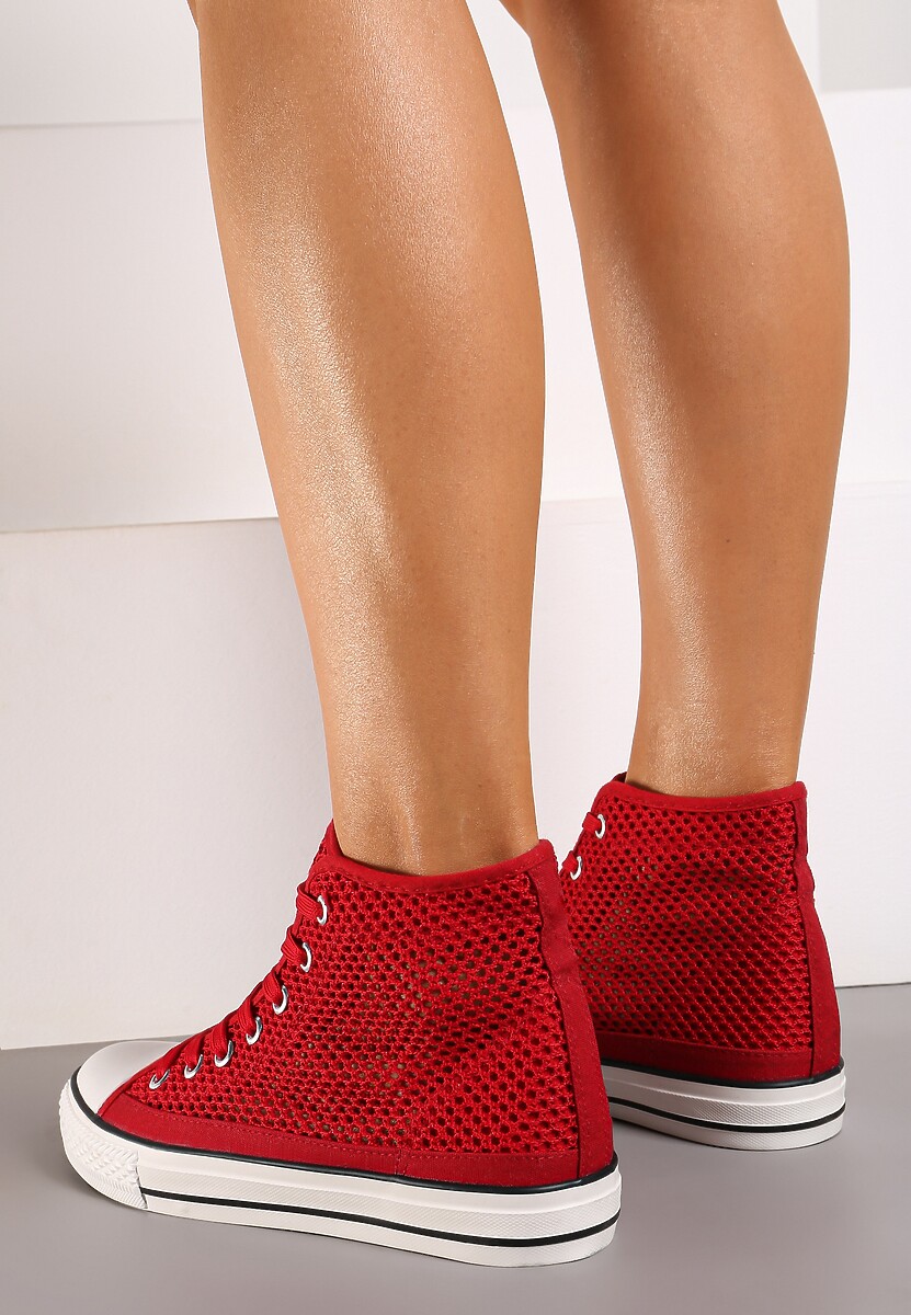 Czerwone Trampki za Kostkę z Perforacją Welagia