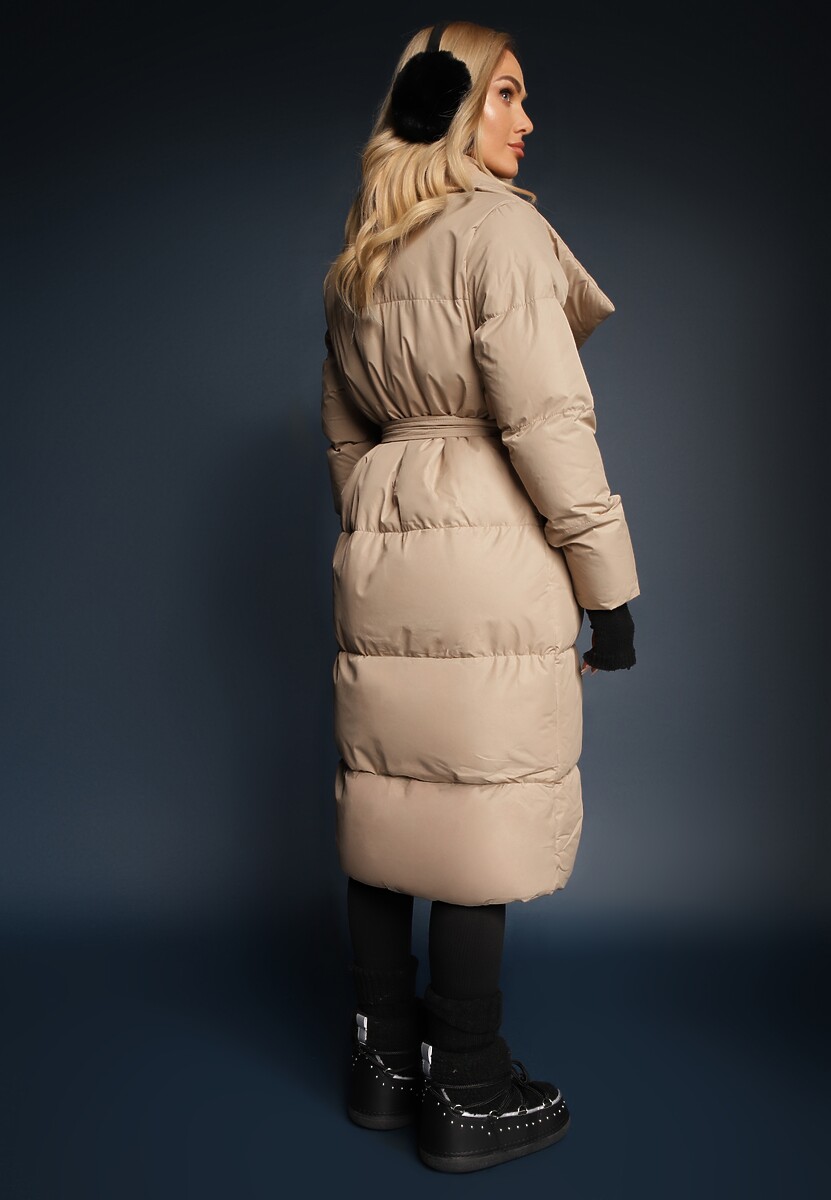 Beżowa Kurtka Płaszcz z Wysokim Kołnierzem Zapinana na Napy z Paskiem Luliriva