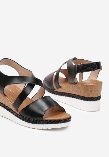 Czarne Casualowe Sandały na Koturnie na Rzep Ozdobione Plecionką Moonnera