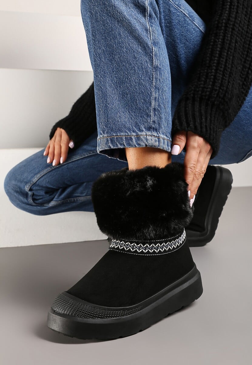 Czarne Śniegowce na Płaskiej Podeszwie Ozdobione Futerkiem i Haftem Lannetea