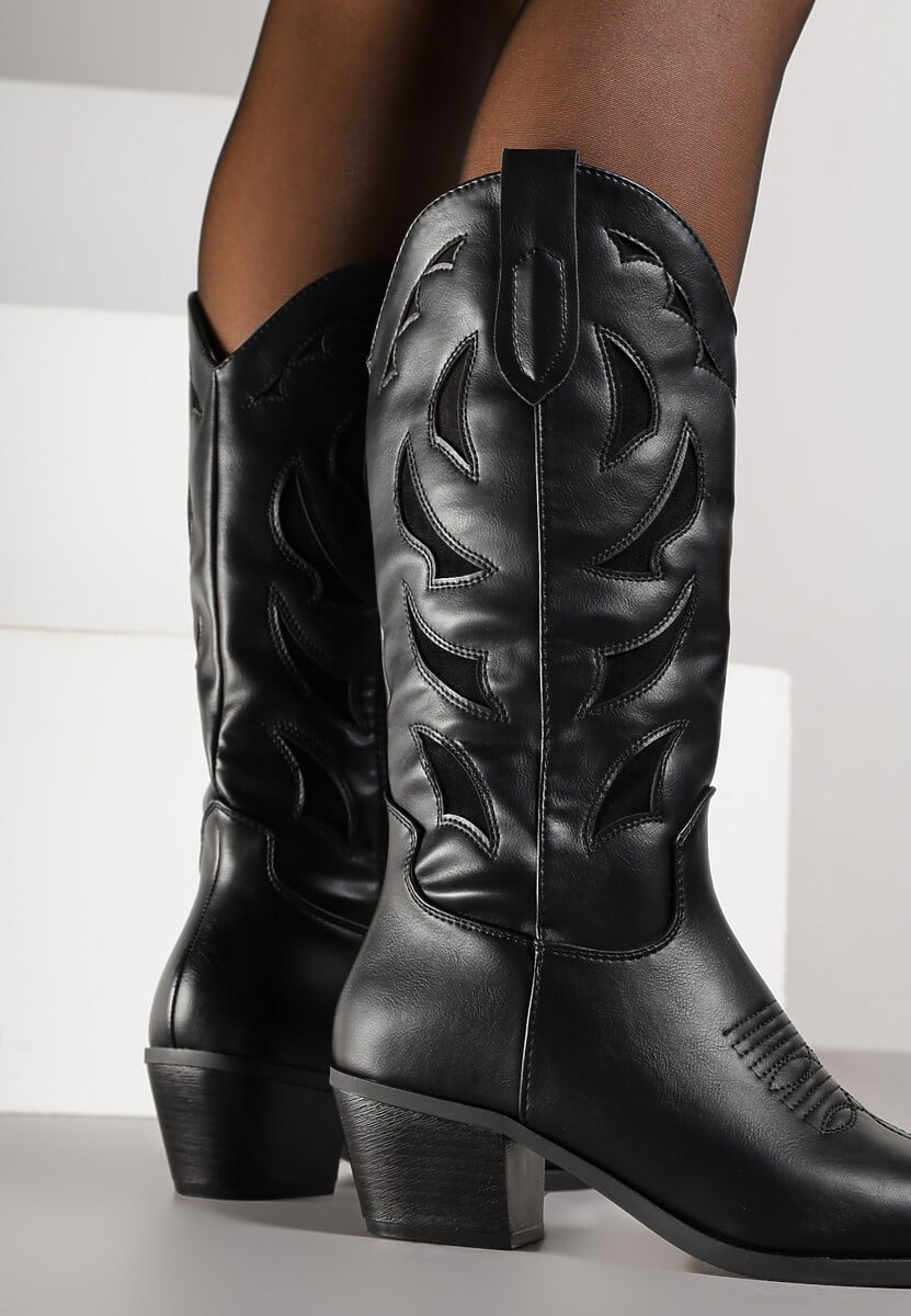 Czarne Kozaki na Słupku w Stylu Kowbojek Ozdobione Tłoczeniem Latimesa