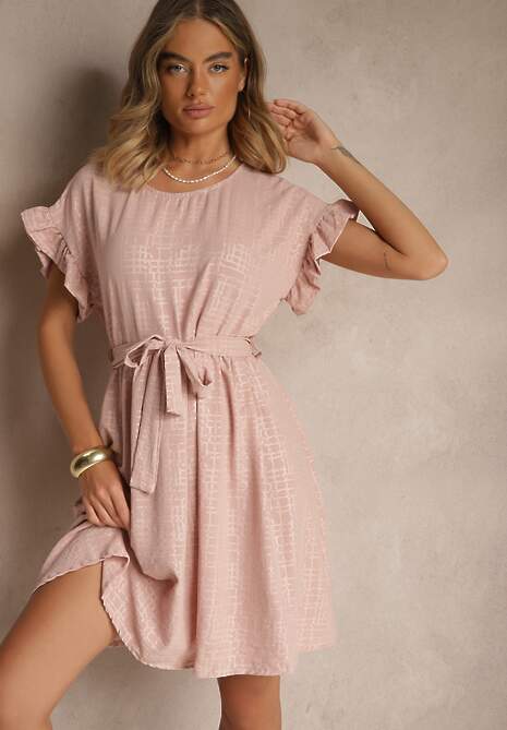 Ciemnoróżowa Sukienka z Paskiem i Falbankami przy Rękawach Folunelle