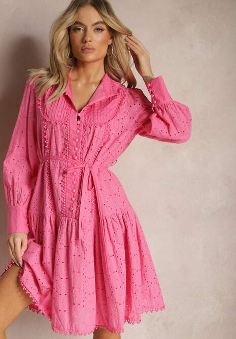 Fuksjowa Sukienka Zdobiona Haftowaniem i Perłowymi Guzikami ze Stójką Wialon