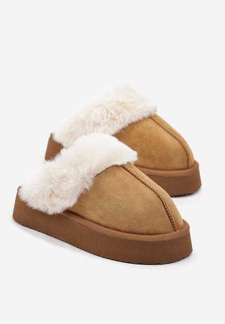 Brązowe Kapcie z Imitacji Zamszu na Platformie z Futerkiem i Pionowym Przeszyciem Silvara