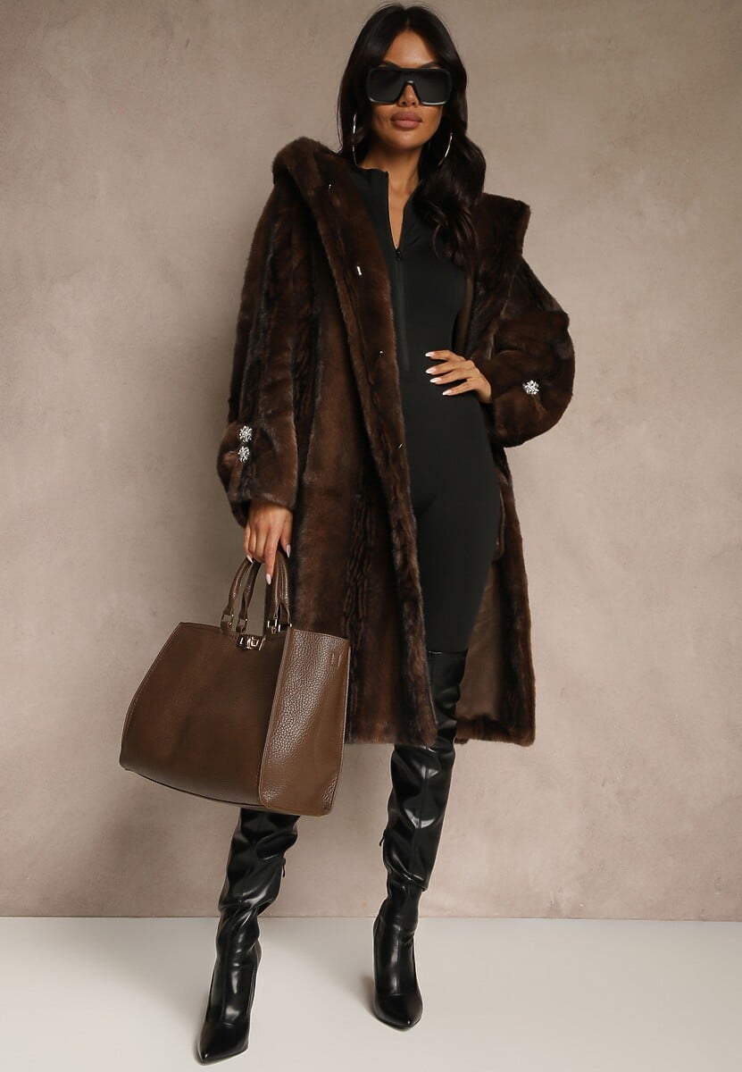 Brązowy Długi Płaszcz Futerko z Kapturem Zdobiony Eleganckimi Guzikami Esavia