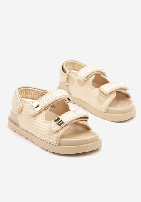 Beżowe Sandały Ozdobione Metalicznymi Aplikacjami i Dwoma Paskami Pillirene