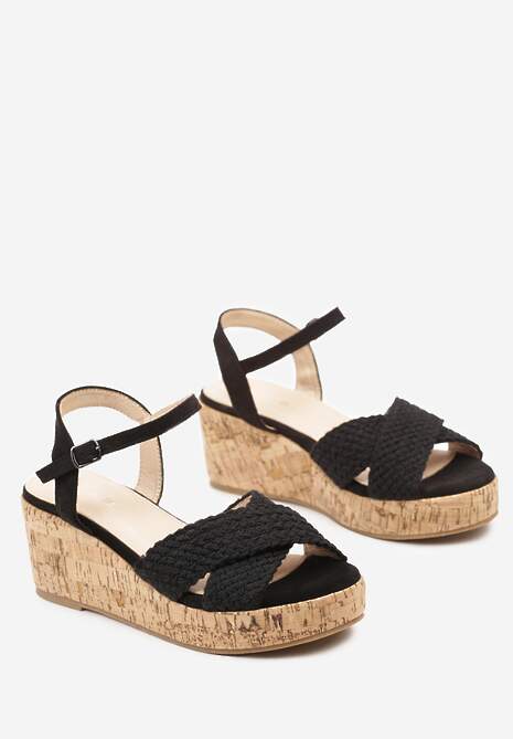Czarne Sandały na Korkowej Platformie i Koturnie z Ozdobnym Warkoczem i Sprzączką Hafassa
