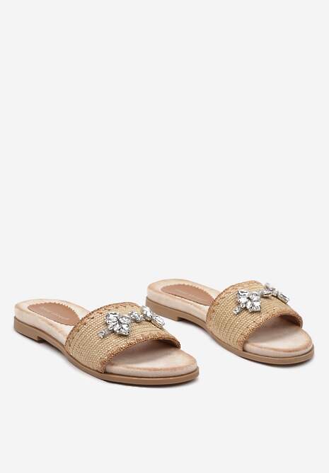 Brązowe Klapki Pasek z Plecionki i Aplikacja z Cyrkonii Narhi