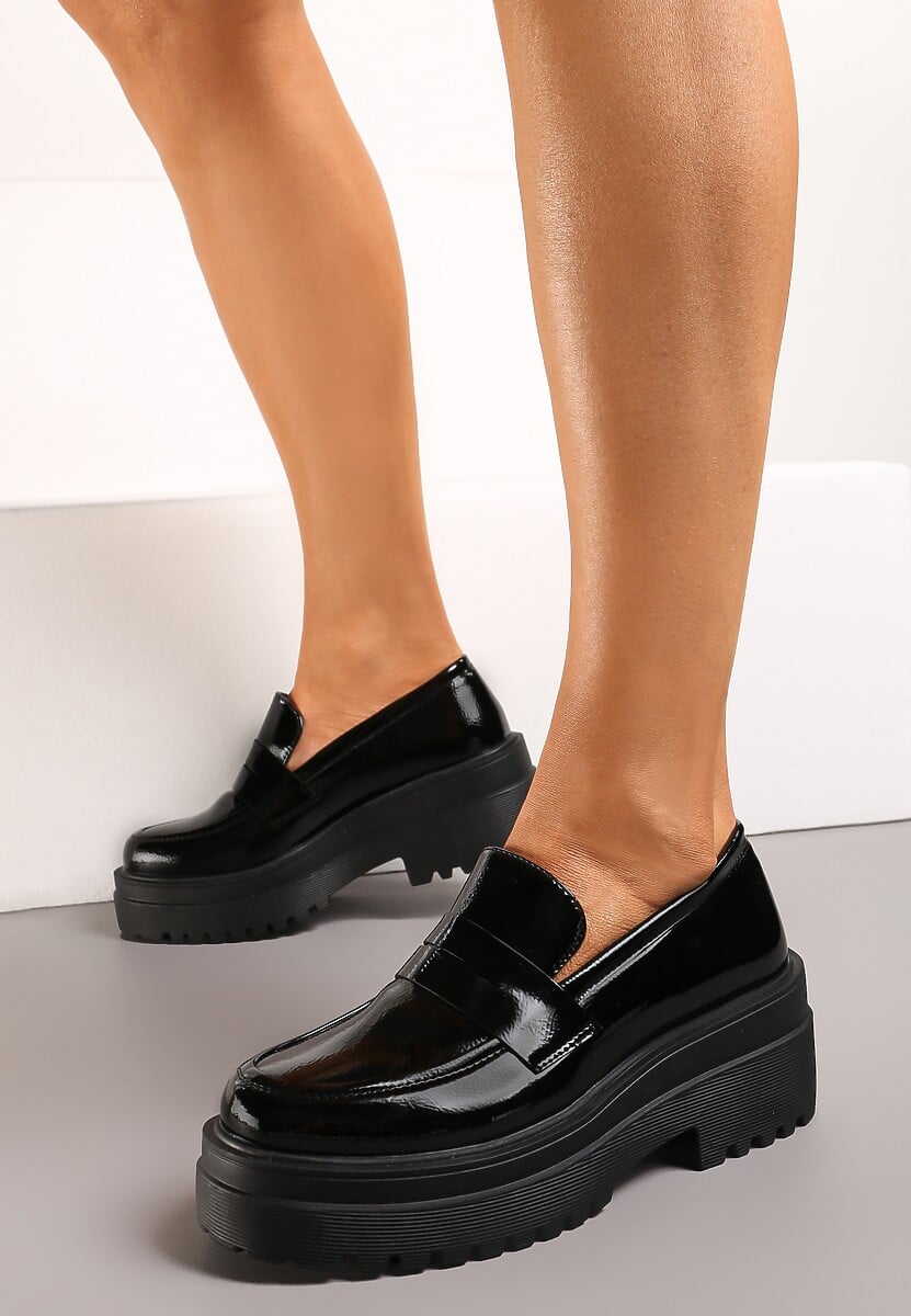 Czarne Lakierowane Mokasyny Chunky z Grubą Podeszwą Reitiss