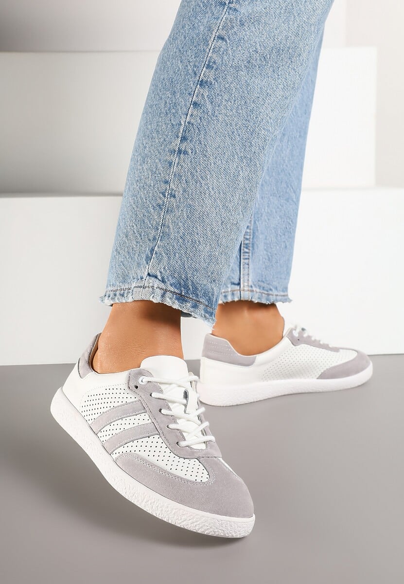 Szaro-Białe Sznurowane Skórzane Sneakersy na Płaskiej Podeszwie z Paskami i Perforacją Enelis