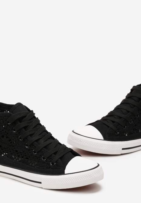 Czarne Sznurowane Trampki Ozdobione Ażurowym Wzorem Bokra