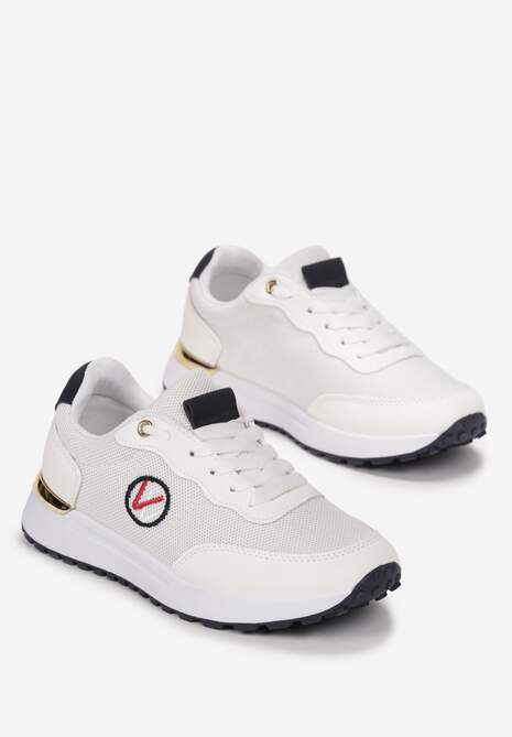 Białe Sneakersy z Haftowaną Naszywką i Metaliczną Wstawką Elnara