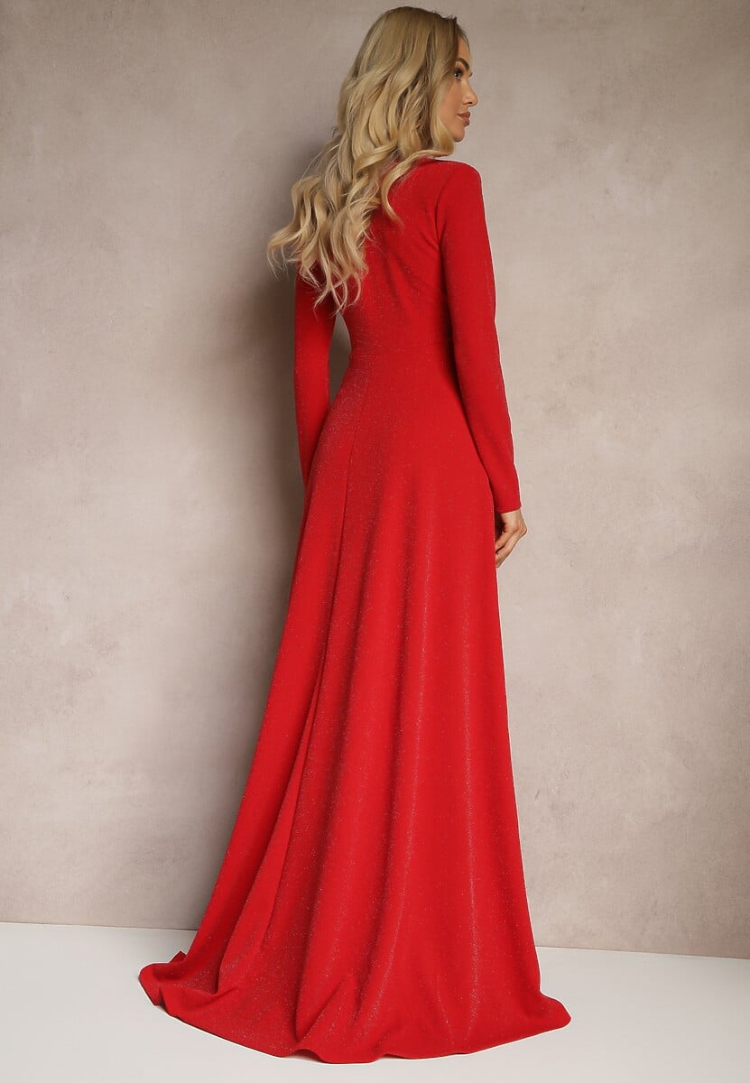 Czerwona Kopertowa Sukienka o Rozkloszowanym Kroju z Rozcięciem i Metalicznymi Przeszyciami Emiraia