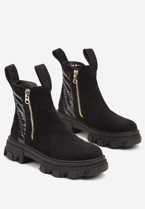 Czarne Botki z Napisem na Taśmie i Ozdobnym Suwakiem Rivarisa