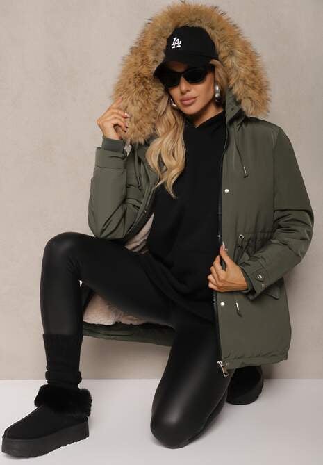 Ciemnozielona Kurtka Parka Mocno Ocieplana z Futerkiem przy Kapturze z Możliwością Odpięcia Sialthira