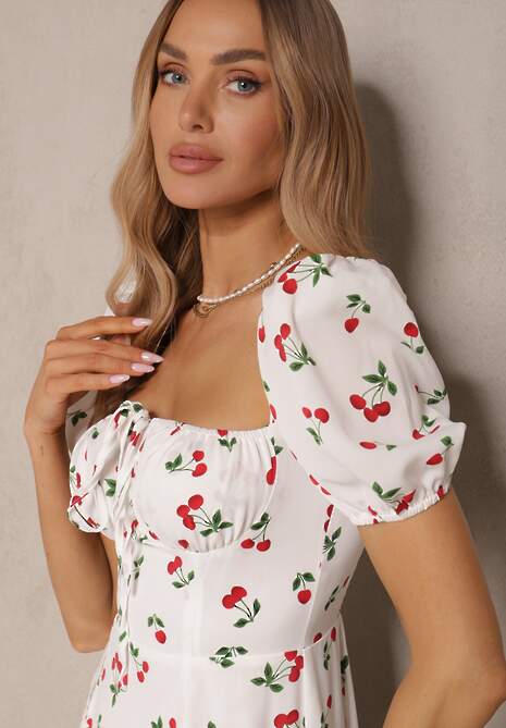 Biała Sukienka o Rozkloszowanym Kroju Ozdobiona Wisienkami i Wiązaniem Hallonia