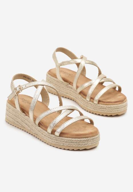 Złote Sandały z Ozdobną Plecionką Lisanadra