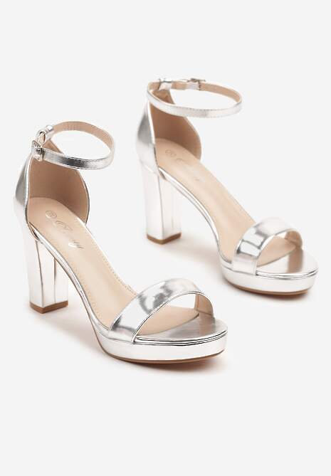 Srebrne Sandały na Platformie i Słupku z Ozdobnym Paskiem Sdivana