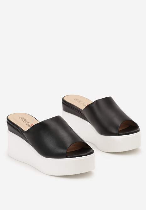 Czarne Klapki z Imitacji Skóry na Platformie z Koturnem Naildiwna