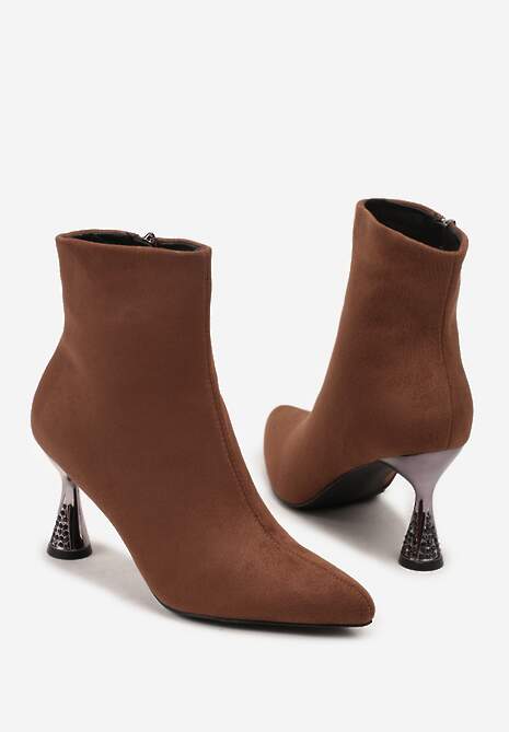 Brązowe Botki Vices z Noskiem w Szpic na Klepsydrowym Obcasie Cinella