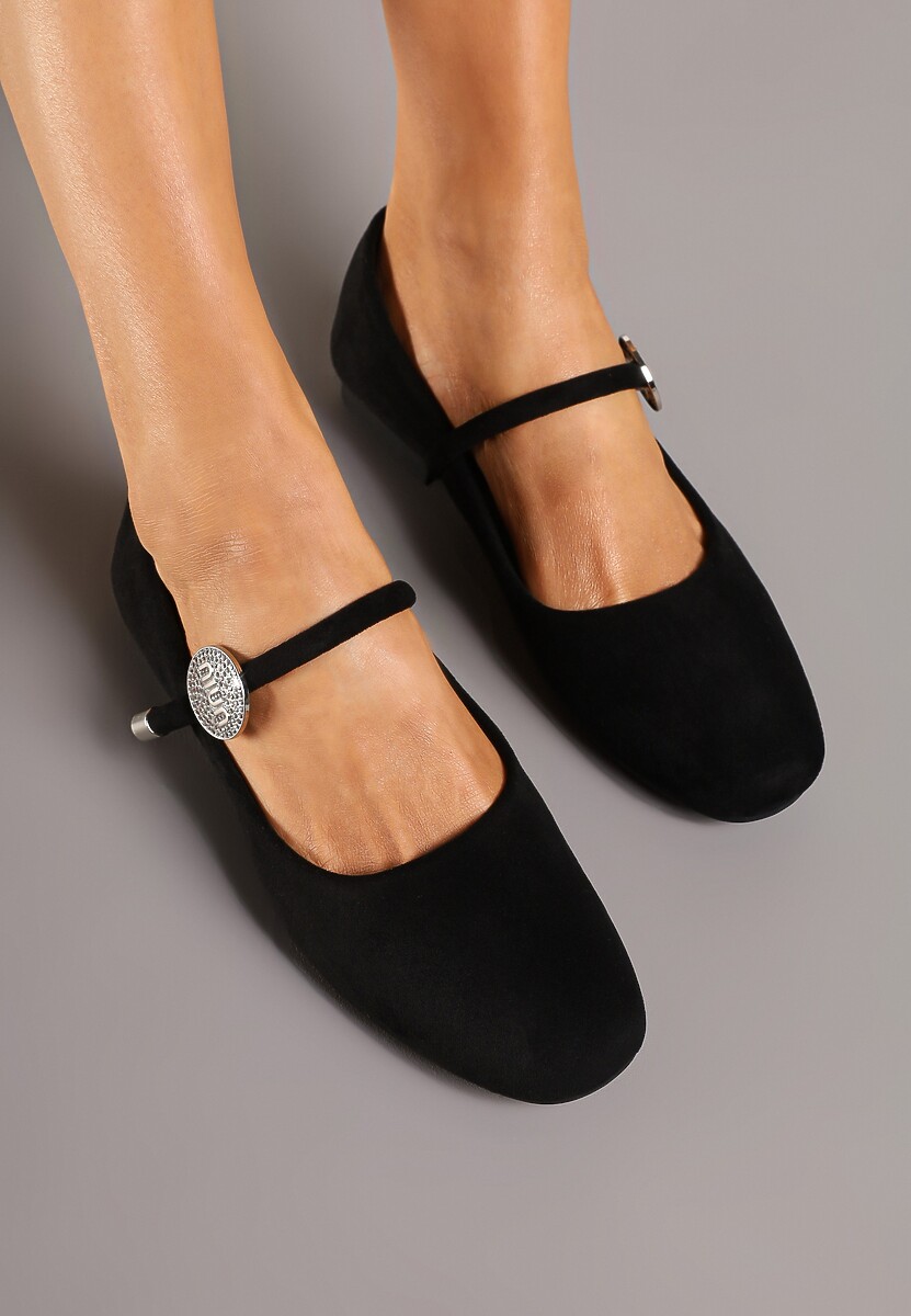 Czarne Balerinki na Płaskiej Podeszwie ze Skórzaną Wkładką Ozdobione Metalową Aplikacją Savilae