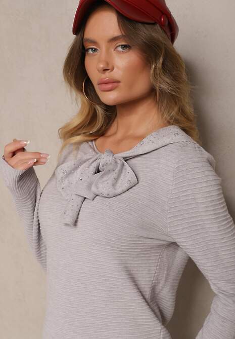 Szary Sweter z Prążkowanej Dzianiny z Wiskozą Ozdobiony Cyrkoniami i Wiązaniem Tintorinae