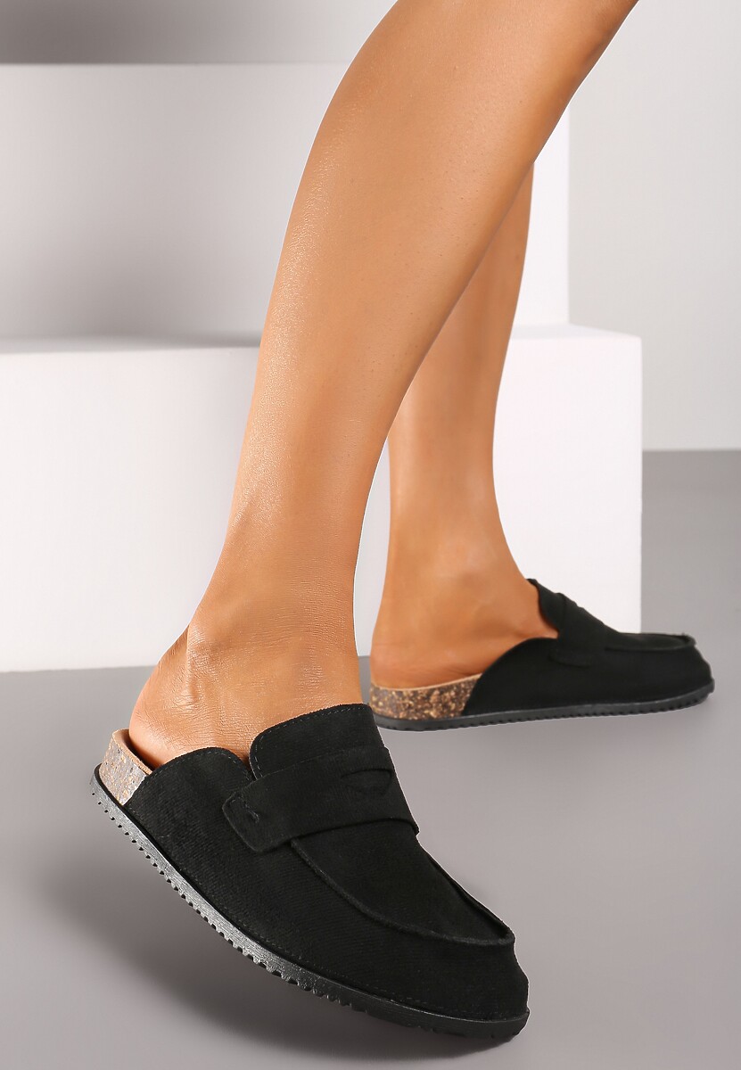 Czarne Chodaki Klapki na Płaskiej Podeszwie z Kwadratowymi Noskami Velimia