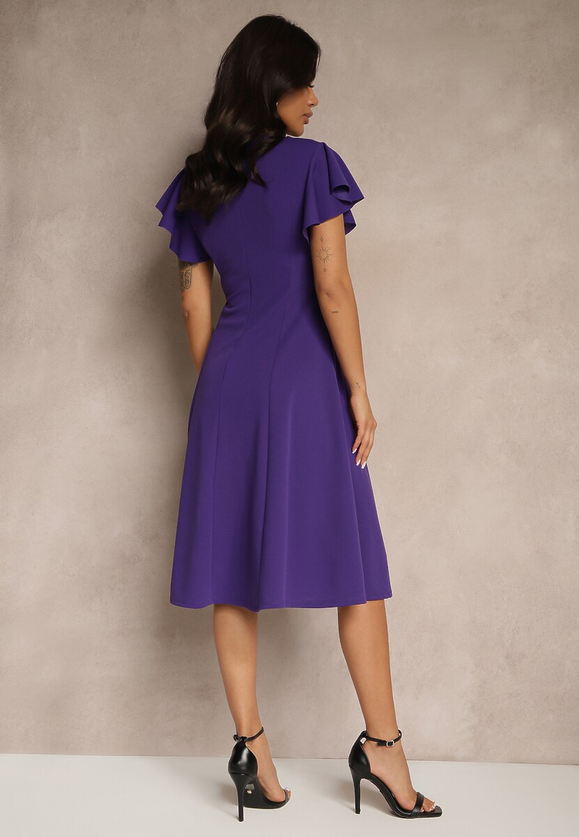 Fioletowa Kopertowa Sukienka z Rozkloszowanym Dołem i Ozdobnym Wiązaniem Dannola