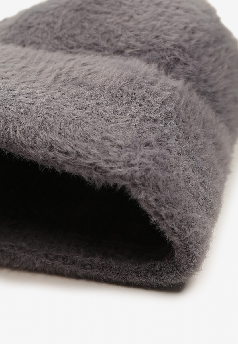 Szara Czapka Beanie z Wiskozą Wełną i Naszywką Zolirra