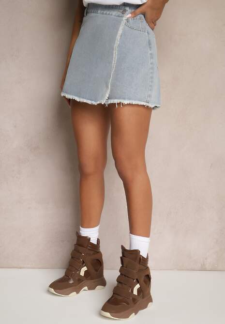 Jasnoniebieskie Bawełniane Jeansowe Spódnico-Spodenki High Waist o Asymetrycznym Kroju Alwiwi