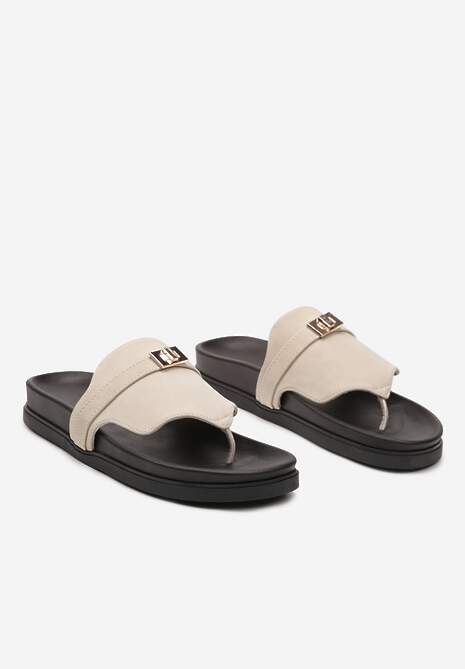 Beżowe Płaskie Japonki Klapki z Metalową Klamrą Giorama