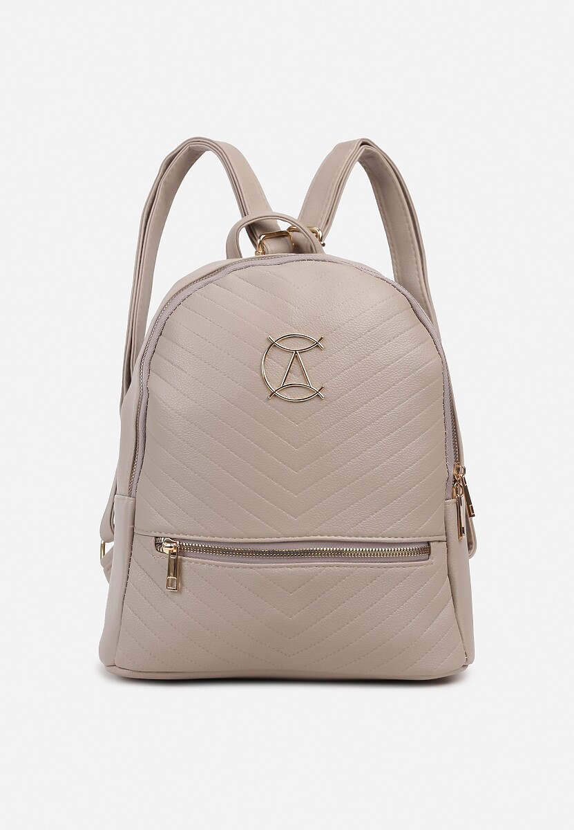 Czarny Casualowy Plecak Ozdobiony Metalicznym Logo i Pikowaniem Jaloedi