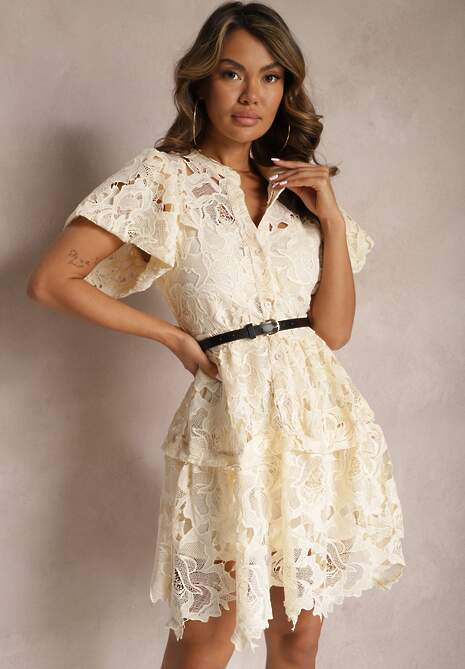 Jasnobeżowa Koszulowa Sukienka Midi z Ażurową Koronką i Paskiem Silira