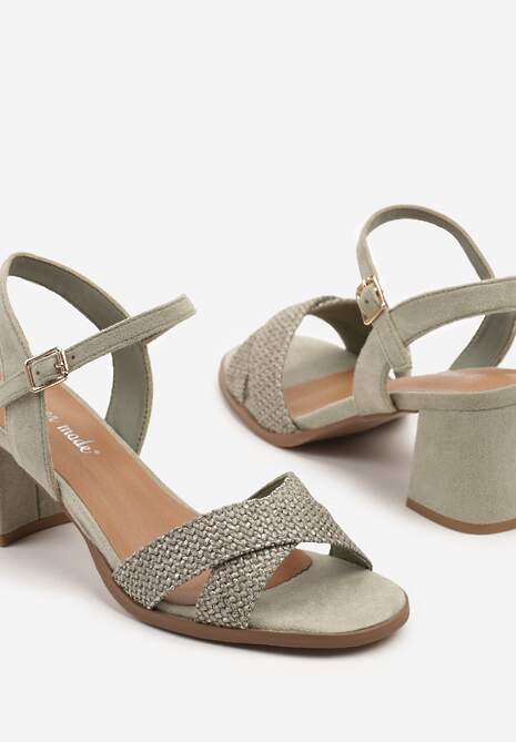 Zielone Sandały na Słupku Ozdobione Plecionką Mevenaelle