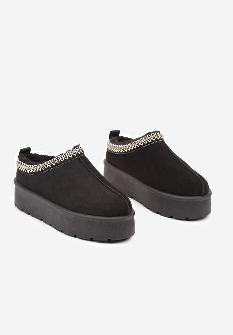 Czarne Śniegowce z Haftowanym Paseczkiem na Platformie Iridalia