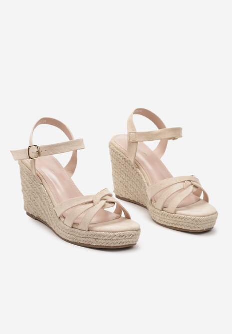 Beżowe Casualowe Sandały na Koturnie w Stylu Boho z Plecionką Grendia
