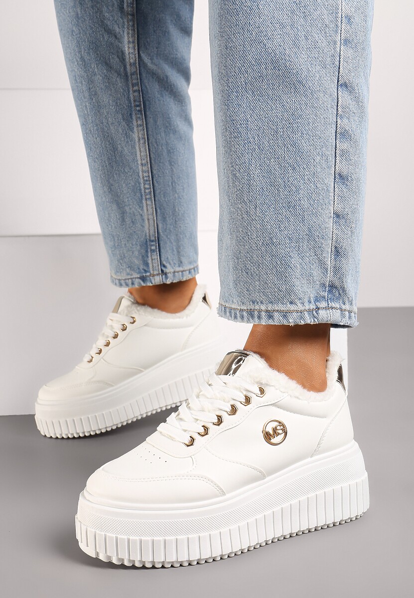 Białe Sneakersy na Platformie z Tłoczeniem Ozdobione Sznurowaniem i Metaliczną Aplikacją Tiliel
