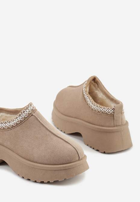 Ciemnobeżowe Śniegowce na Platformie z Niską Cholewką z Haftem Livitte