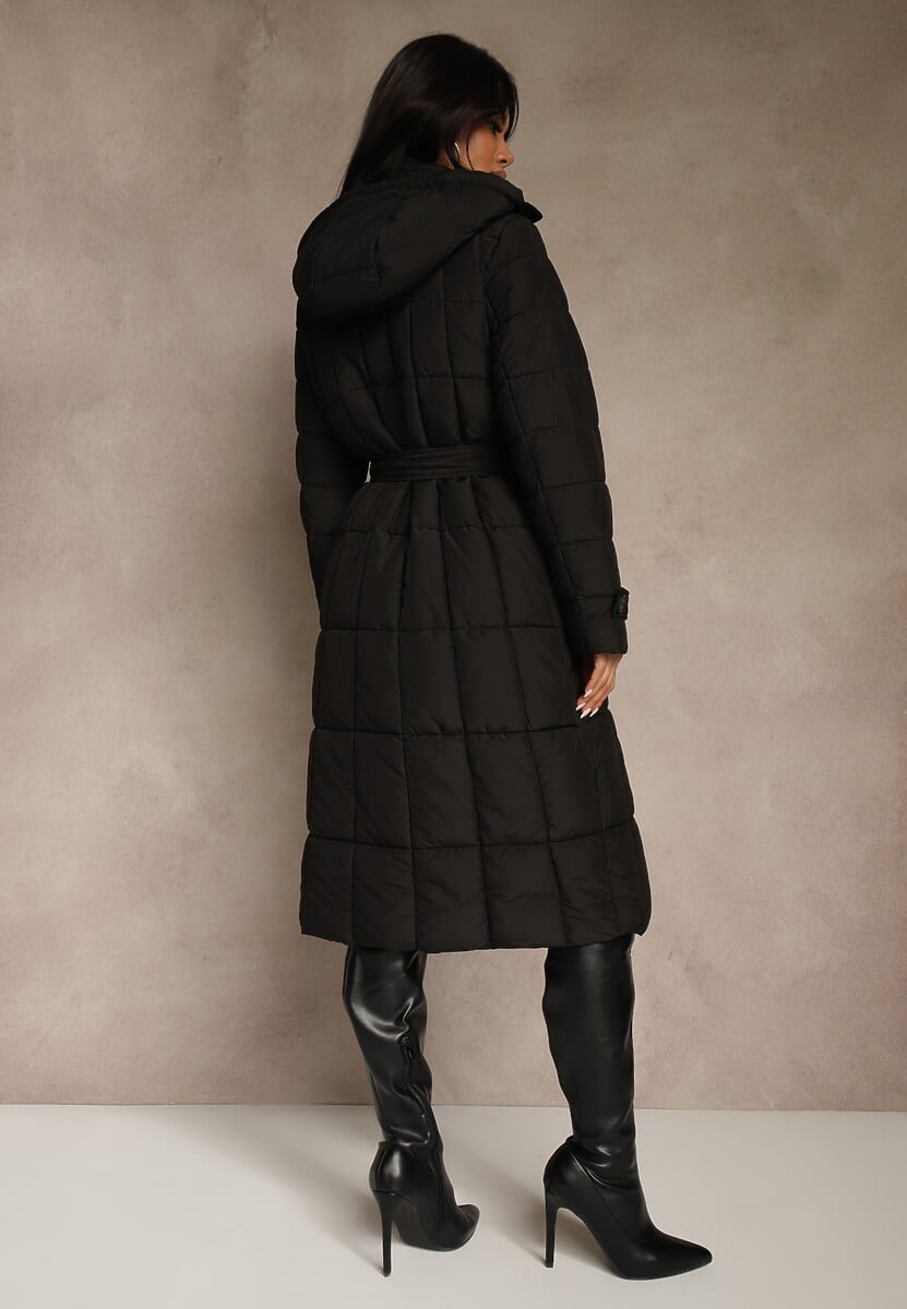 Czarna Kurtka Pikowana z Paskiem Yeclu